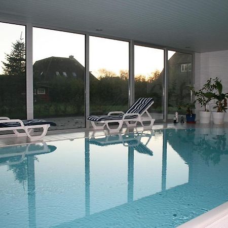 Ferienwohnungen Im Hotel Garni Zur Post Utersum Quarto foto