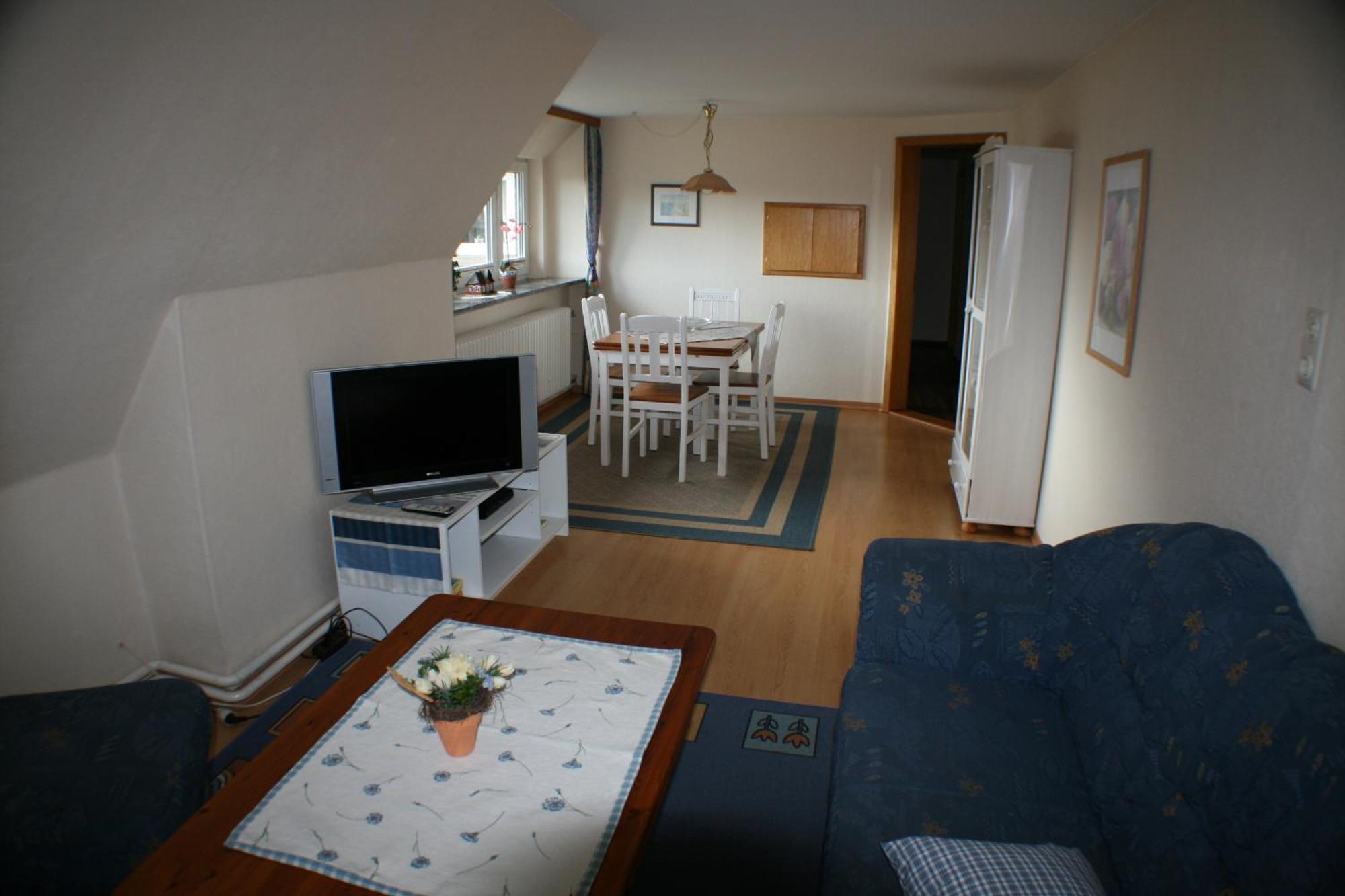 Ferienwohnungen Im Hotel Garni Zur Post Utersum Quarto foto