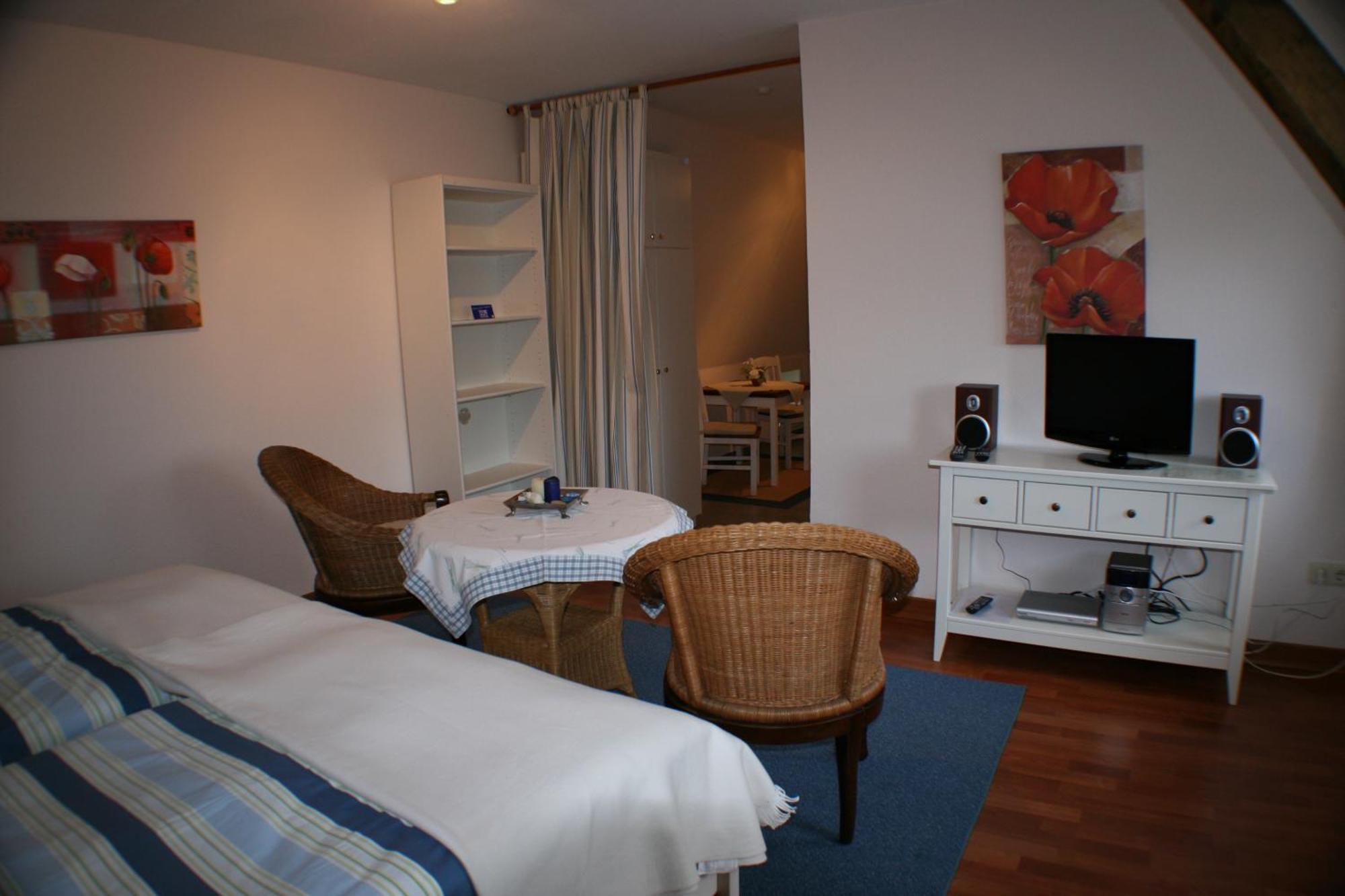 Ferienwohnungen Im Hotel Garni Zur Post Utersum Quarto foto